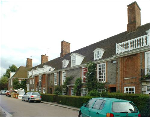 01-3 North Square a